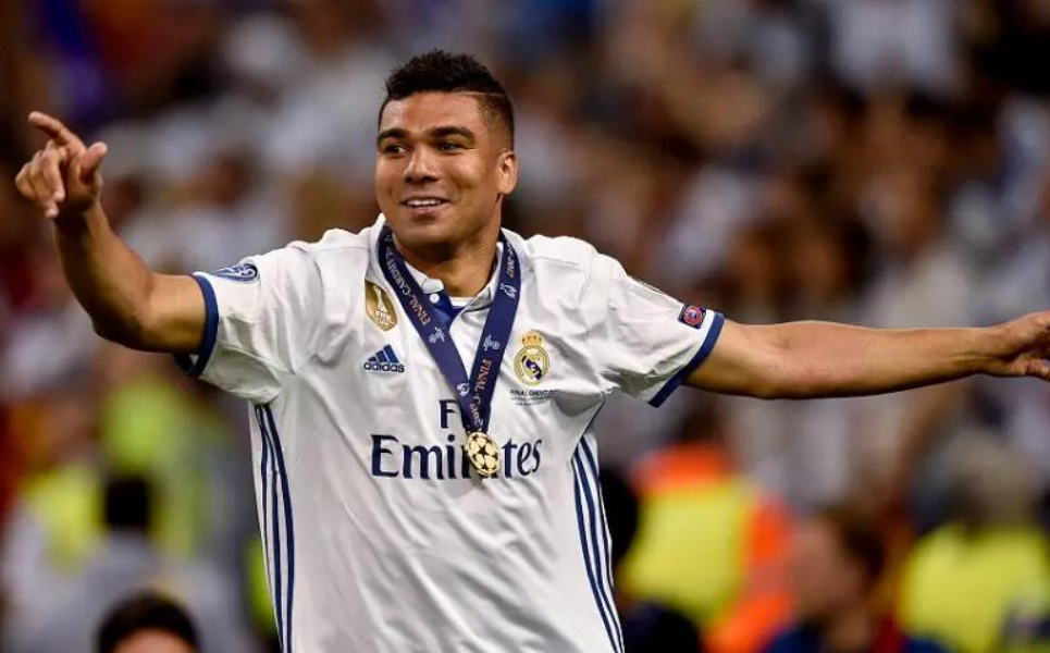 曼联防线关键拼图：卡塞米罗状态与接班人之需